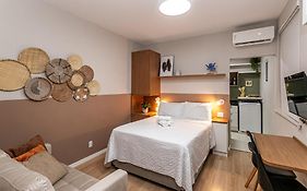 Studio Moderno e aconchegante a 100m do metrô, 700m da Praia e do Aterro do Flamengo, conforto e tranquilidade no coração do Rio!